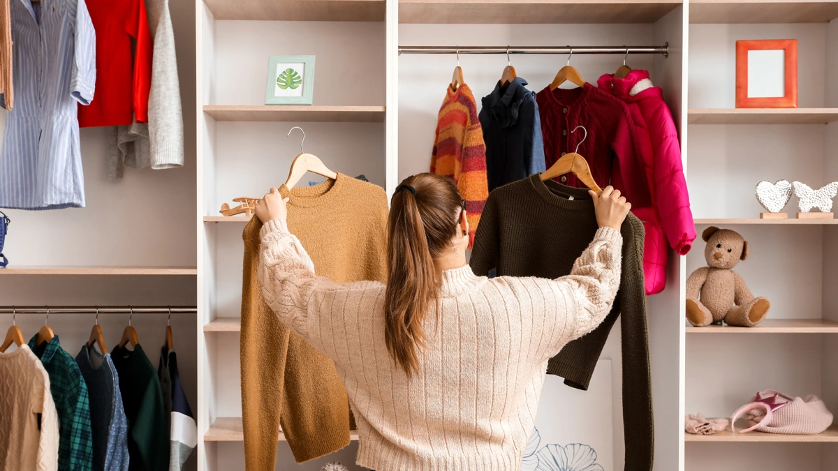 Guia prático para montar um guarda-roupa cápsula sustentável sem abrir mão do estilo